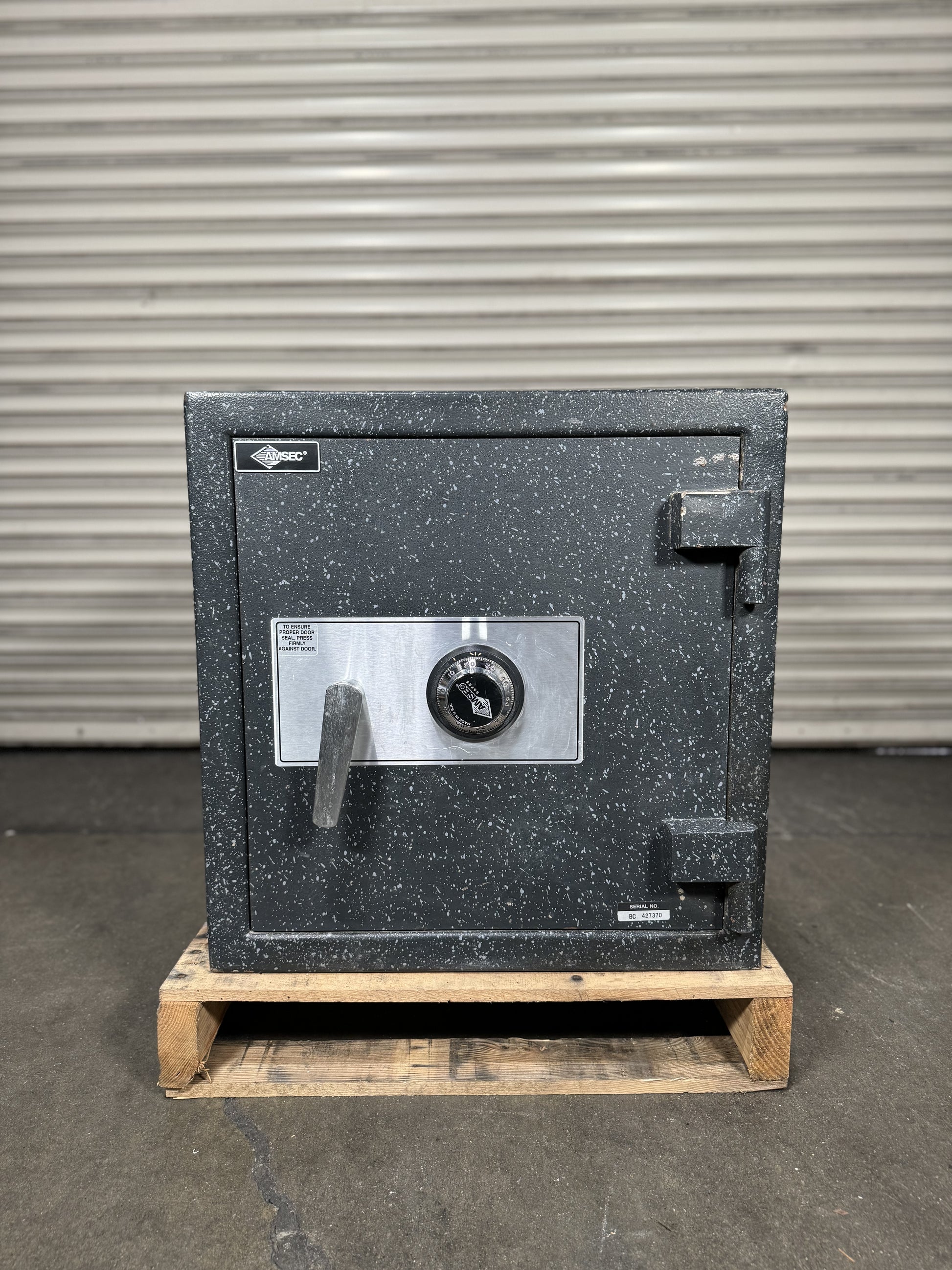 AMSEC BF1716 American Security Burglary and Fire Safe - California Safe & Lock