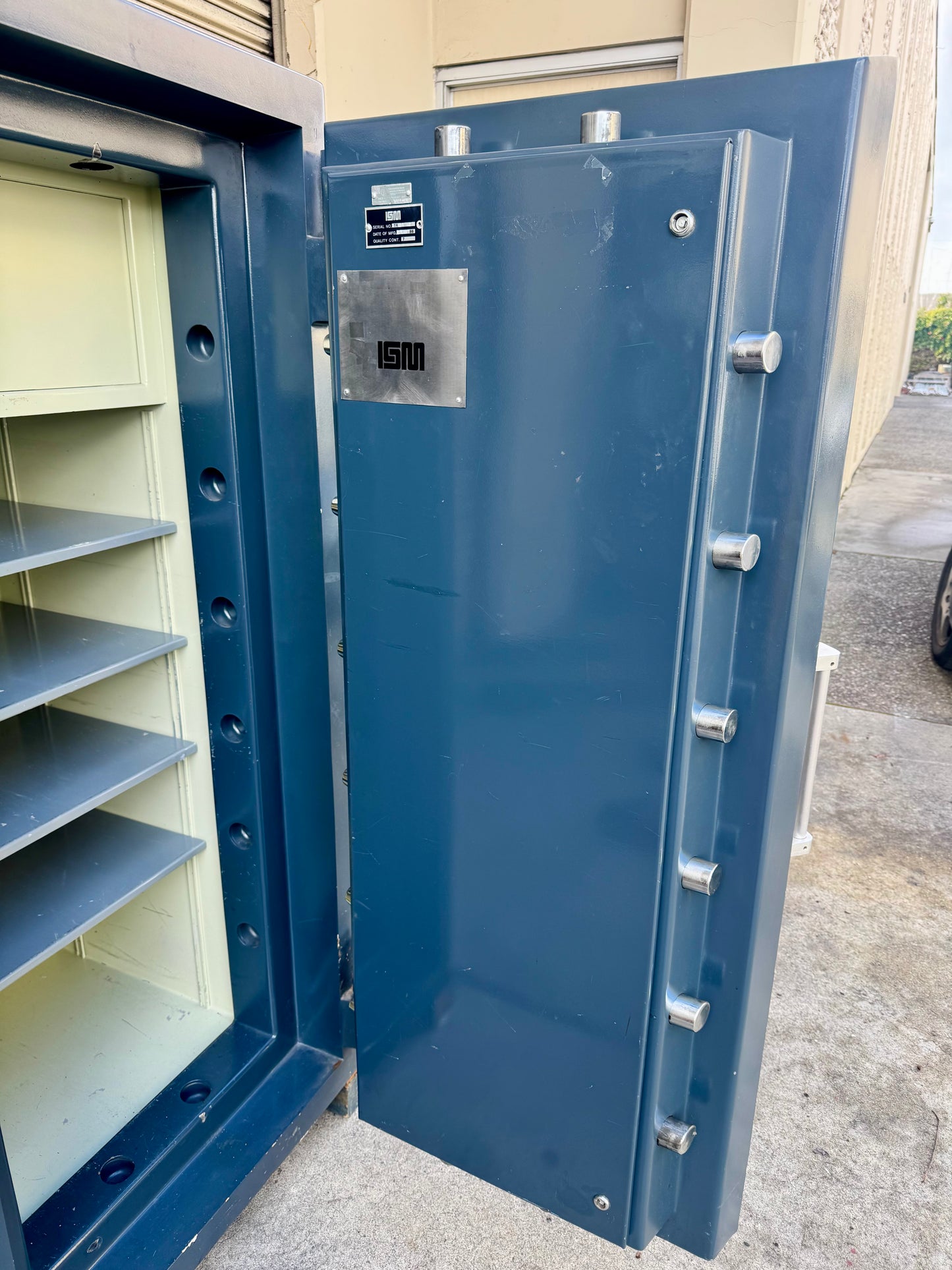 ISM TRTL-30x6 - California Safe & Lock