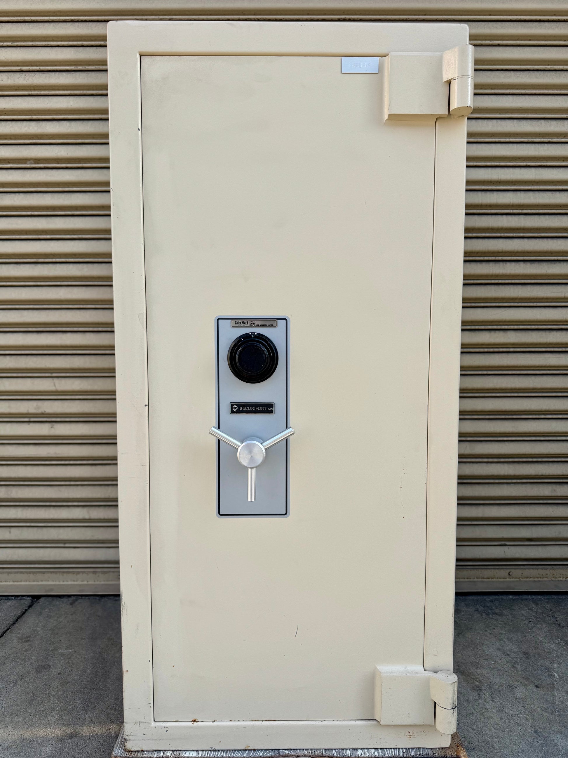 Securifort Burglary Safe - California Safe & Lock