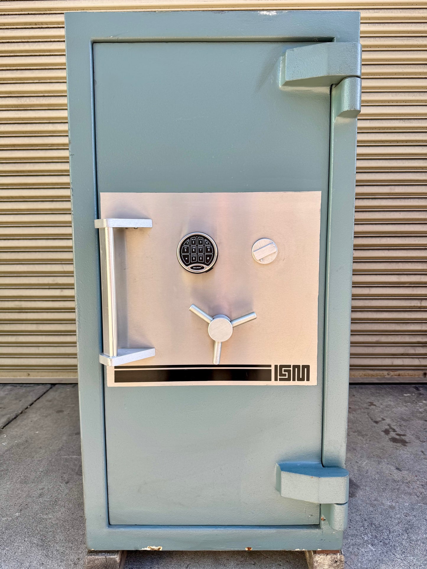 ISM Ultravault TL-30x6 - California Safe & Lock