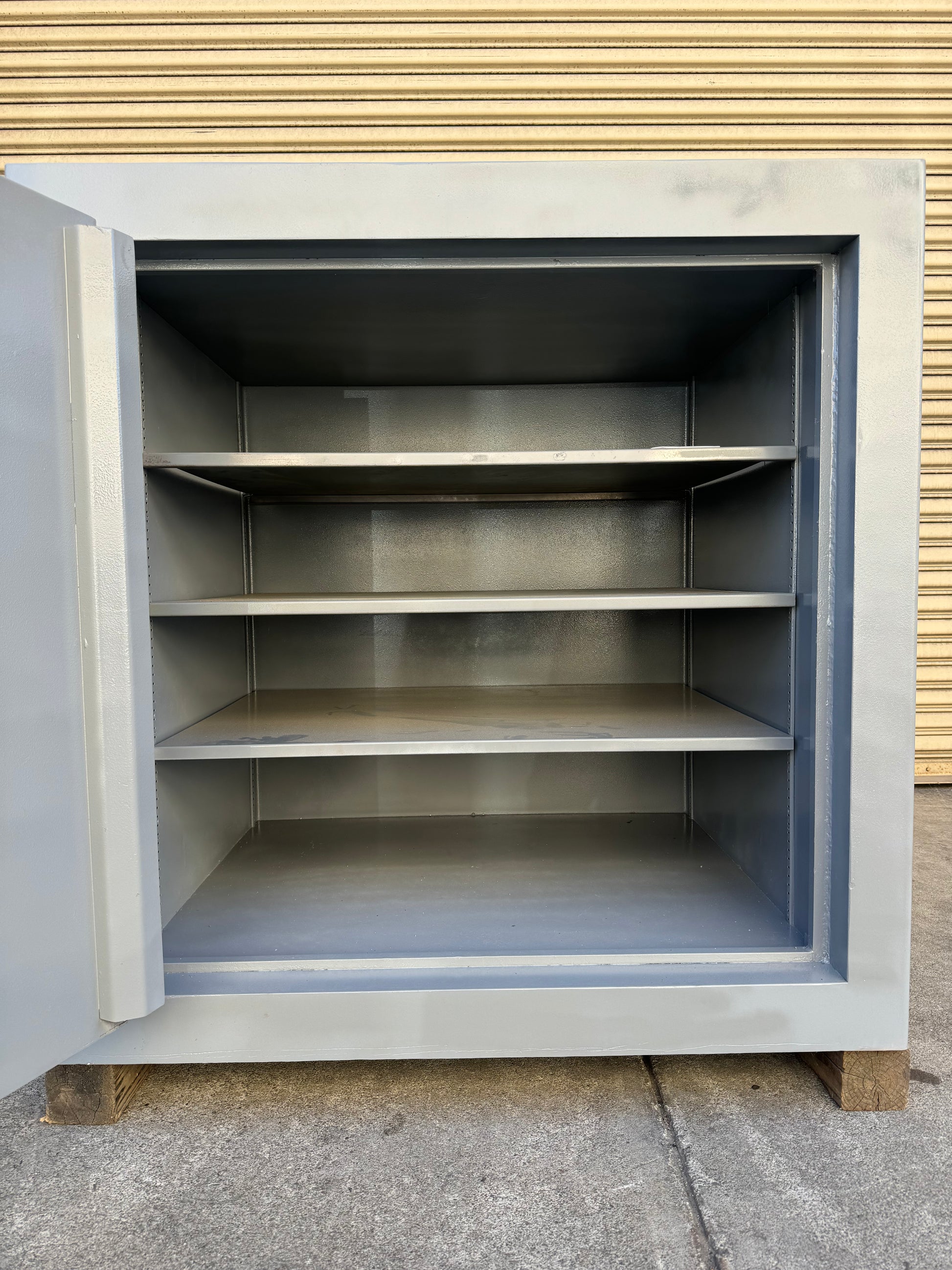 AmVault TL-30 Burglary Safe - California Safe & Lock