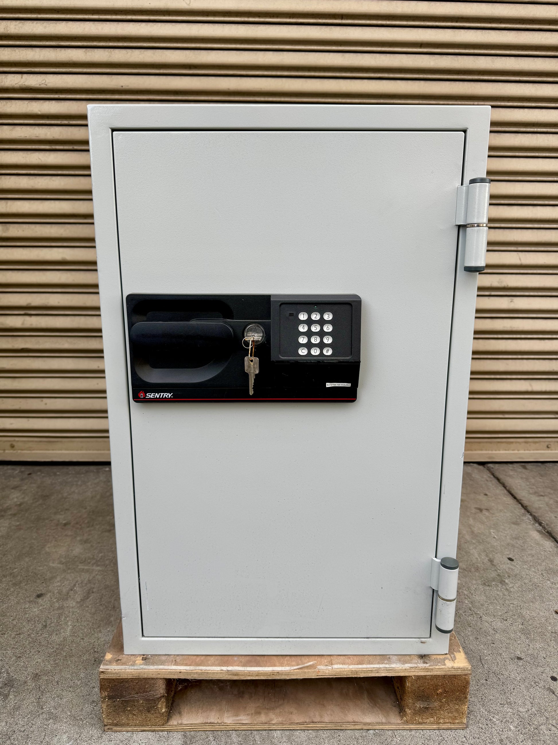 Sentry S6770 - California Safe & Lock