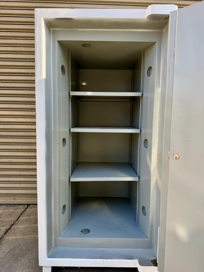 The Bernardini GV4720 Safe - California Safe & Lock